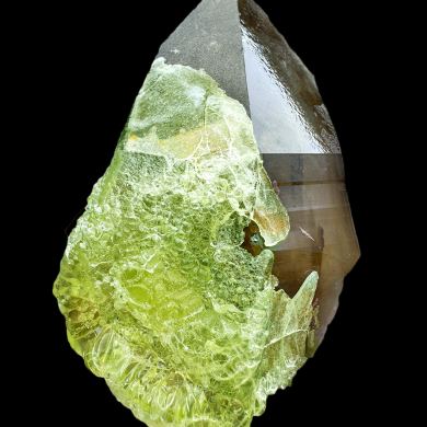 Opal var. hyalite, smoky quartz