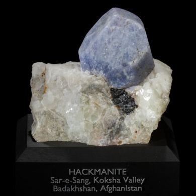Hackmanite on Quartz from Afghanistan