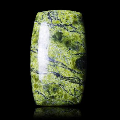 Serpentine 29,00 ct 