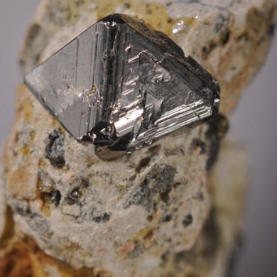 Carrollite 