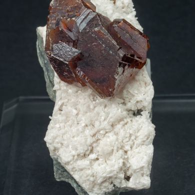 Sphalerite with Calcite