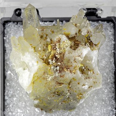 Scorodite with Carminite, Mimetite, Beudantite