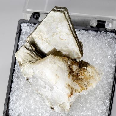 Muscovite with Quartz