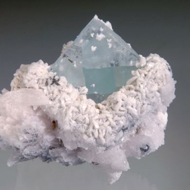 Fluorite with Dolomite and Manganocalcite