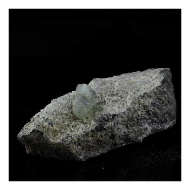 Prehnite. 115.0 ct.