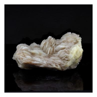 Baryte. 247.5 ct.