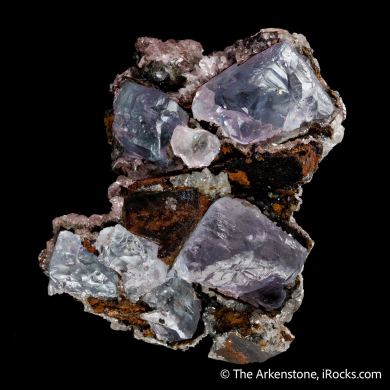 Fluorite (red fluorescence)