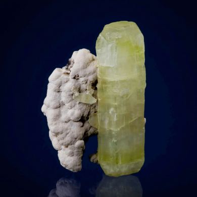 Ettringite on Oyelite