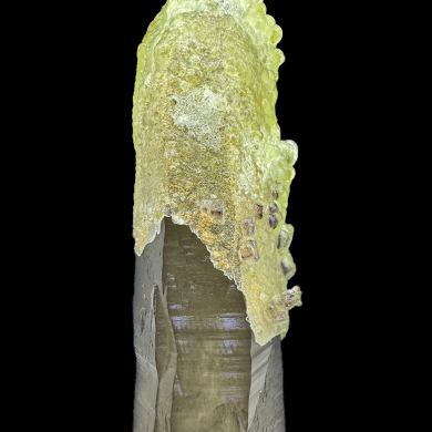 Opal var. hyalite, smoky quartz