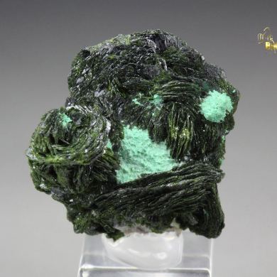 VOLBORTHITE, MALACHITE