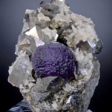 Fluorite, Arsenopyrite, Calcite, Muscovite and Quartz