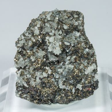 Hutchinsonite, Quartz, Pyrite