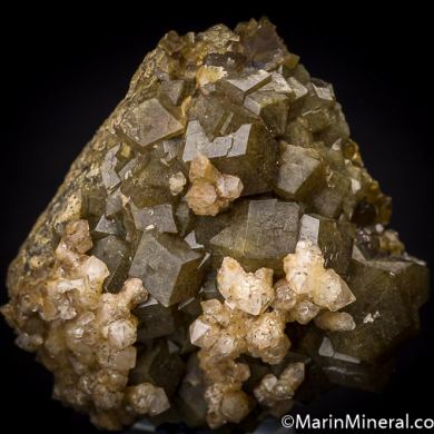 Quartz on Andradite