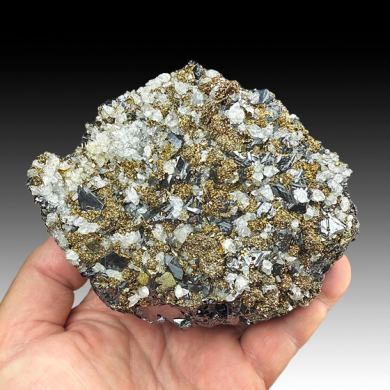 Sphalerite with Calcite, Pyrite