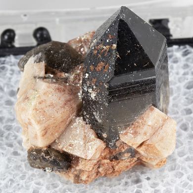 Quartz with Hematite, Microcline, Muscovite