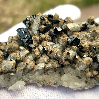 Ilvaite with Calcite on Quartz