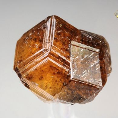 gem GARNET var. GROSSULAR