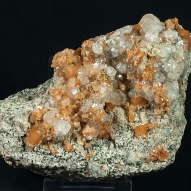 Heulandite (Series) with Calcite