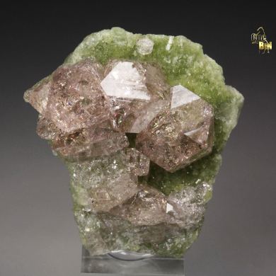 gem PINK GARNET var. GROSSULAR, DIOPSIDE