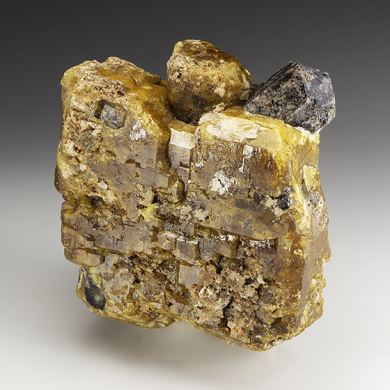 Vesuvianite with Grossular