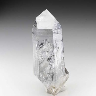 Quartz with Bitumen inclusions