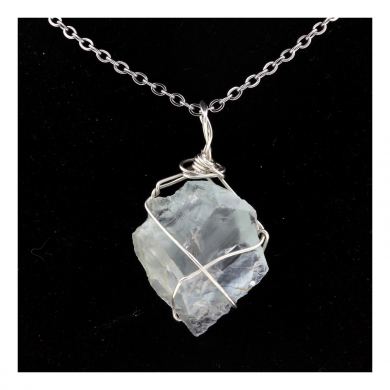 Necklace raw green Fluorite.