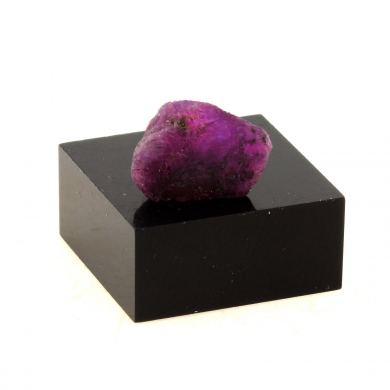 Ruby. 6.83 ct.