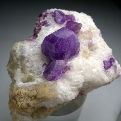 Sodalite var. Hackmanite