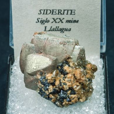 Siderite with Calcite and Sphalerite