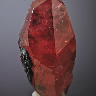 Rhodochrosite - scalenohedral gem crystal