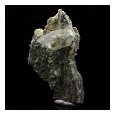 Biterminated quartz with Byssolite inclusions.