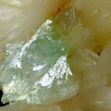 Fluorapophyllite, heulandite, stilbite