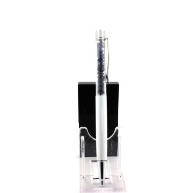 Raw Sapphire mineral pen Madagascar.