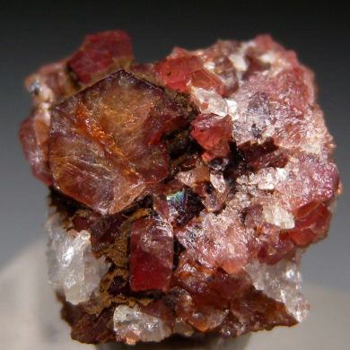 Manganpyrosmaltite