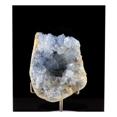 Celestine. 1039.0 ct.