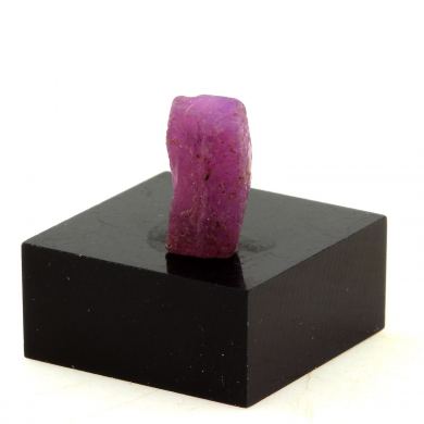 Ruby. 5.98 ct.