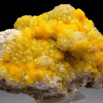 Cadmium Smithsonite on Quartz