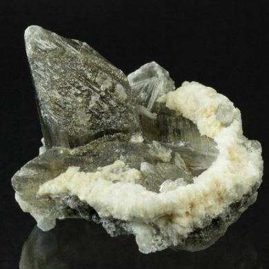 Gypsum ( var. Selenite )