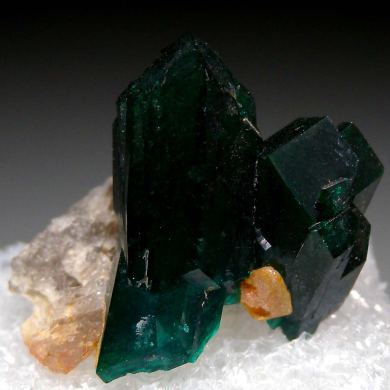 Dioptase on Quartz