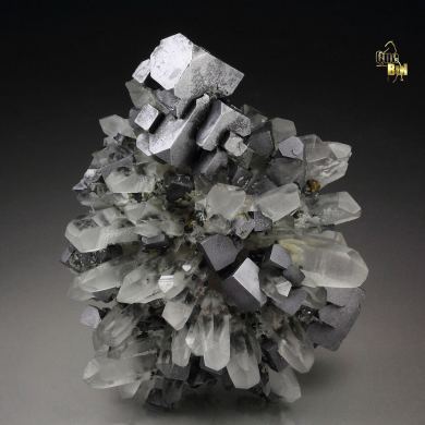 skeletal GALENA, QUARTZ