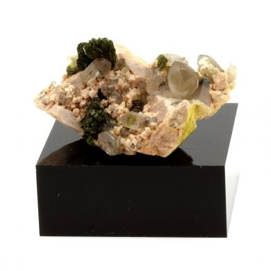 Clinozoisite & Quartz.