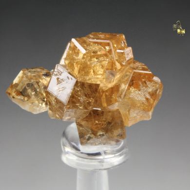 gem GARNET var. GROSSULAR, DIOPSIDE