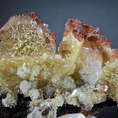 Mimetite and Calcite over Wulfenite 