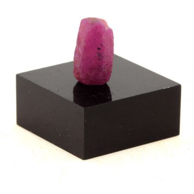 Ruby. 5.67 ct.