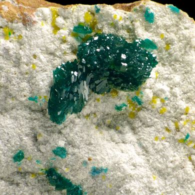 Dioptase, mimetite, dolomite