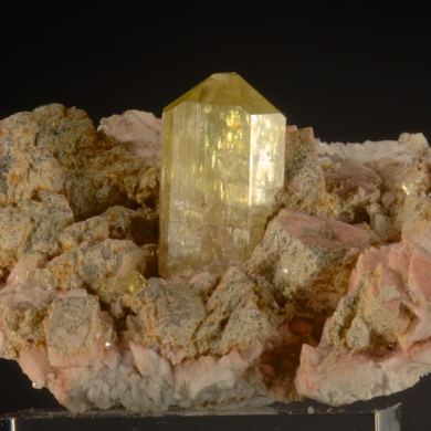 Apatite (CaF) on Pericline
