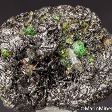 Tsavorite, Diopside on Graphite