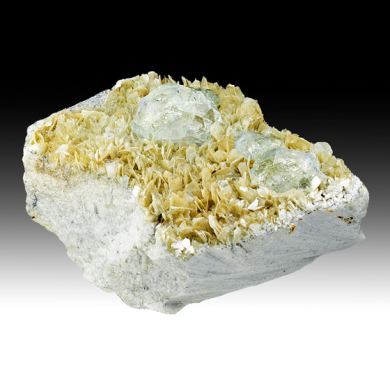 Beryl with Muscovite