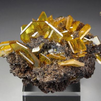 WULFENITE