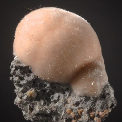 Thomsonite-Ca with Mesolite